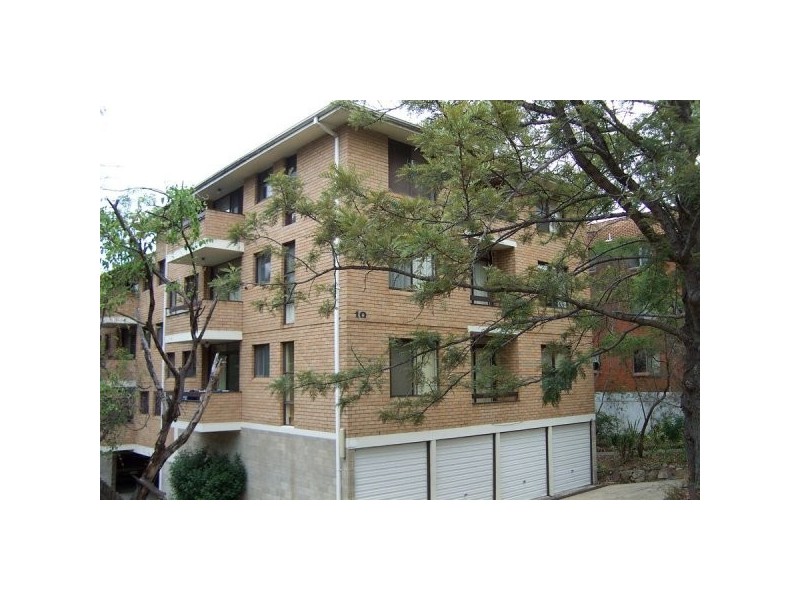 4/10 Cottonwood Cresent, North Ryde NSW 2113