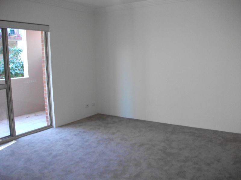 8/25 Birdwood Ave, Lane Cove NSW 2066