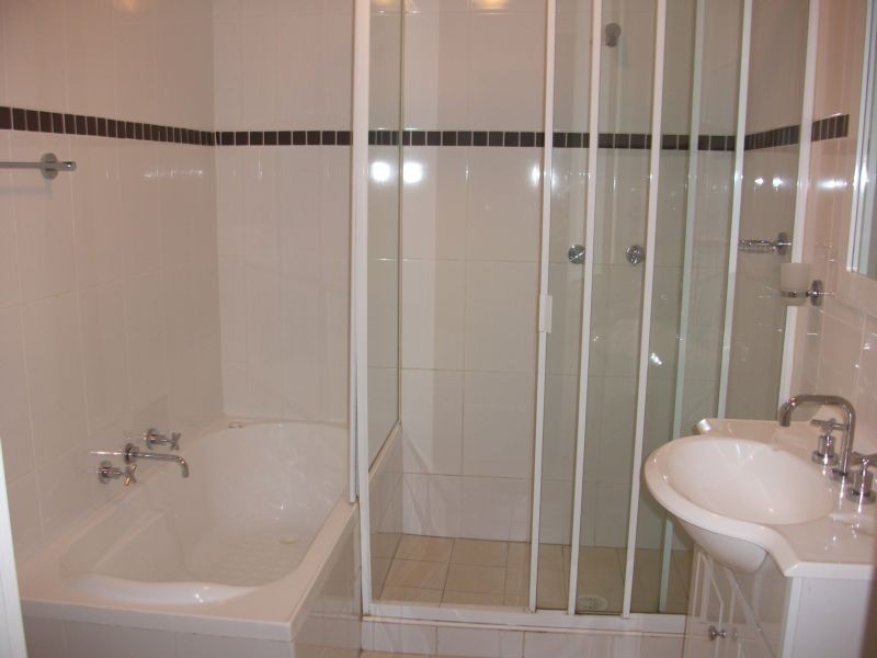 8/25 Birdwood Ave, Lane Cove NSW 2066