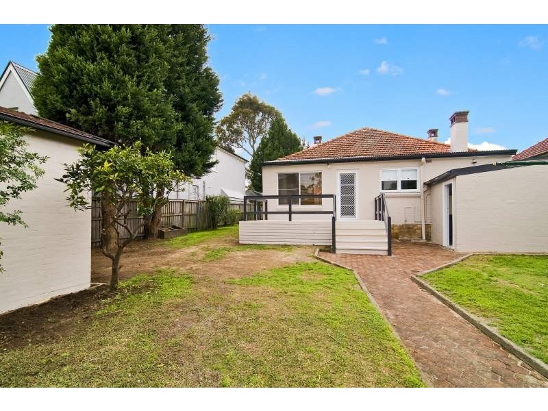 39 Carolotta Street, Greenwich NSW 2065