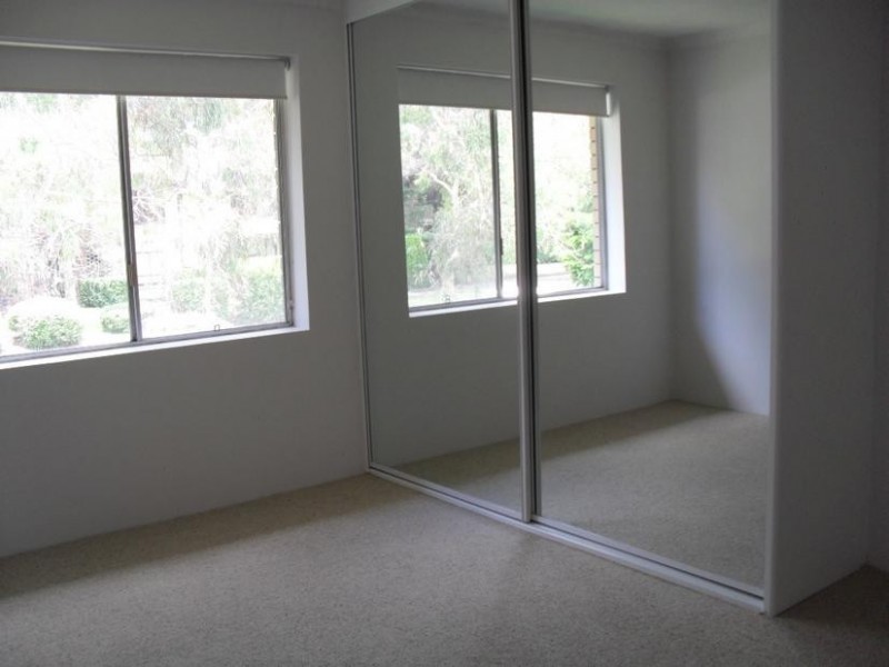 18/143 Burns Bay Road, Lane Cove NSW 2066