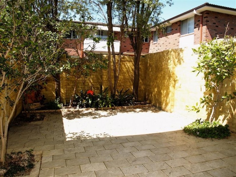 18/115 Burns Bay Road, Lane Cove NSW 2066
