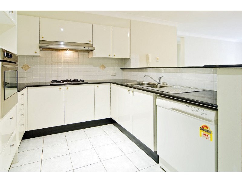 2/45 Walkers Drive, Lane Cove NSW 2066