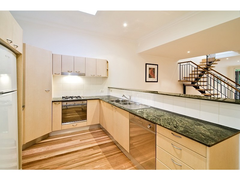 2/15-17 Queens Parade, Newport NSW 2106