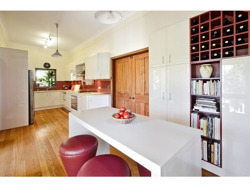 10 Henley Street, Lane Cove NSW 2066