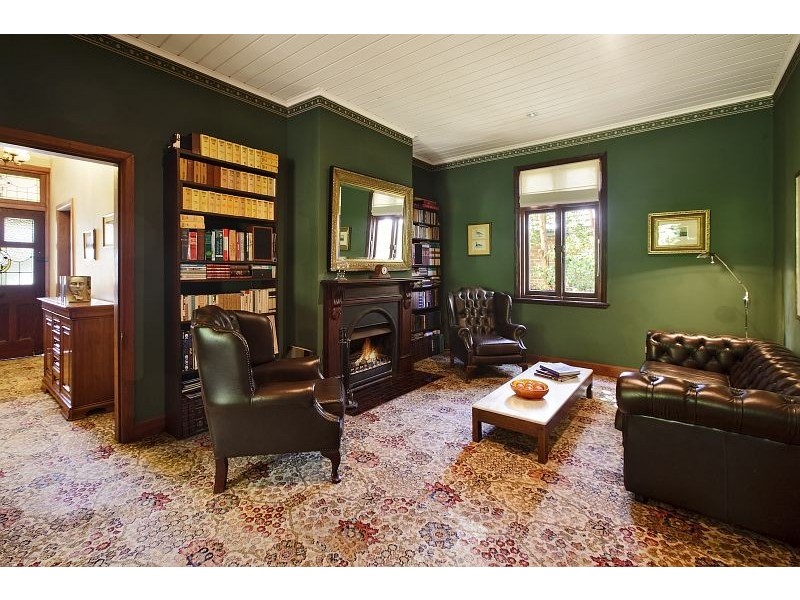 10 Henley Street, Lane Cove NSW 2066