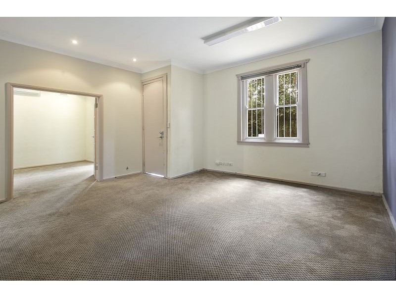 8 Moore Street, Lane Cove NSW 2066