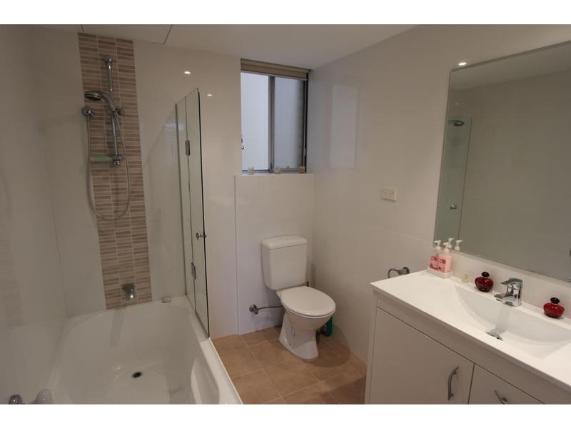 17/105 Burns Bay Road, Lane Cove NSW 2066