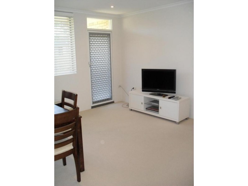 24/105 Burns Bay Road, Lane Cove NSW 2066