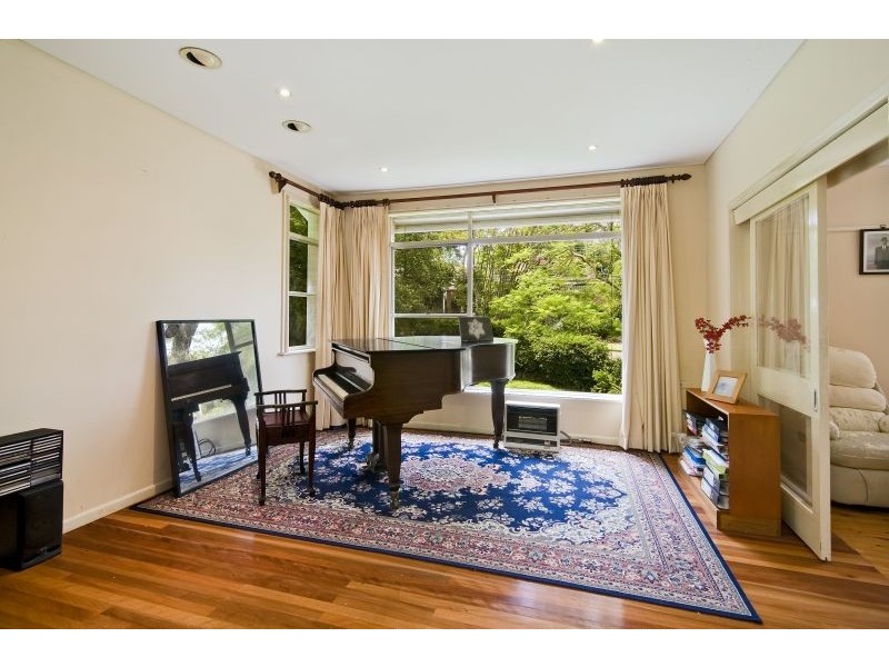 1 Flaumont Avenue, Riverview NSW 2066