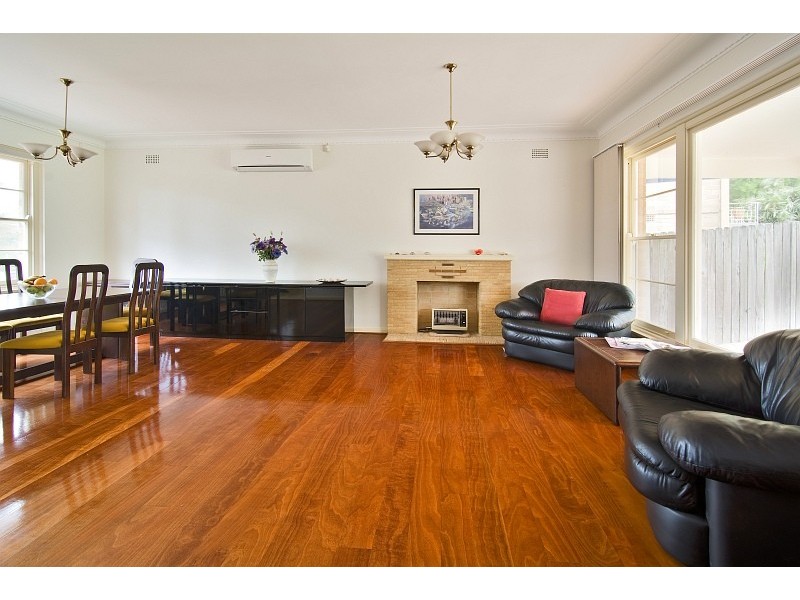 18 Henley Street, Lane Cove NSW 2066