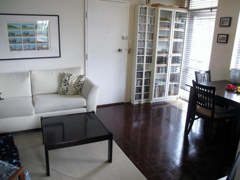 2/83 Burns Bay Road, Lane Cove NSW 2066