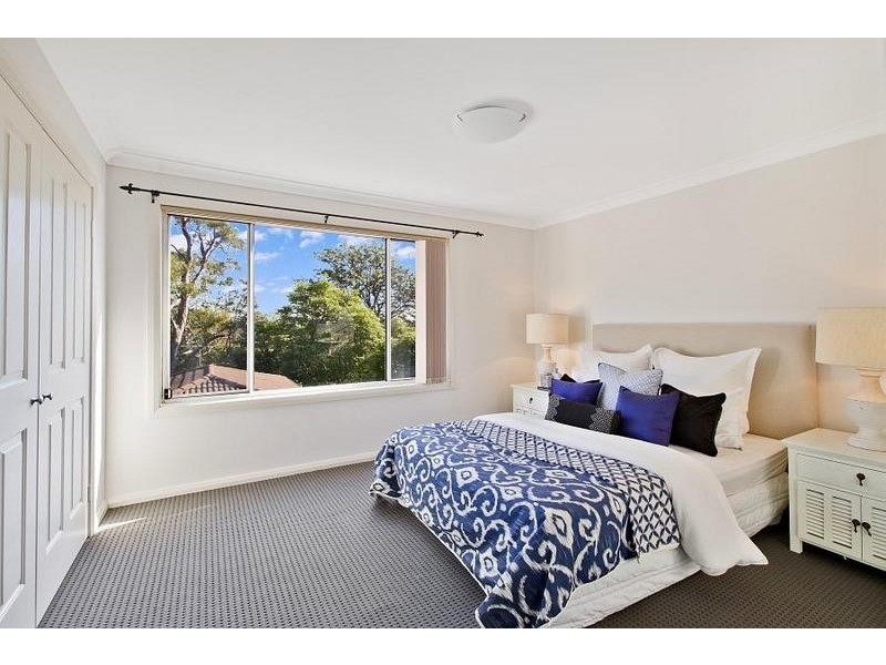 2/6 Parklands Avenue, Lane Cove NSW 2066