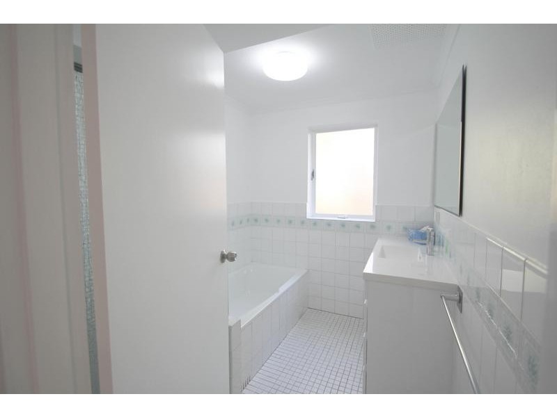 11/127 Burns Bay Road, Lane Cove NSW 2066