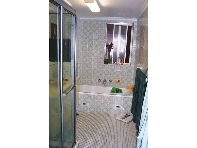 Burns Bay Road, Lane Cove NSW 2066