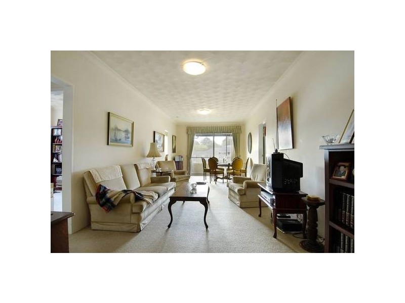 Burns Bay Road, Lane Cove NSW 2066