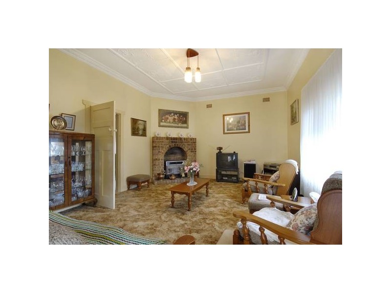 8 Garthowen Avenue, Lane Cove NSW 2066