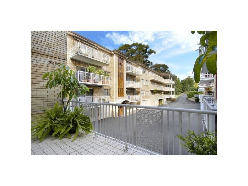 22/127 Burns Bay Road, Lane Cove NSW 2066