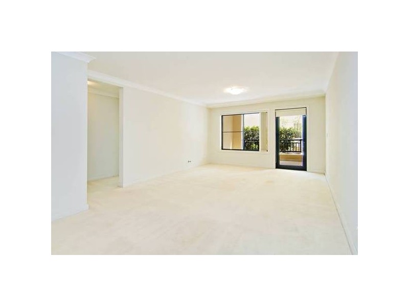 2/45 Walkers Drive, Lane Cove NSW 2066