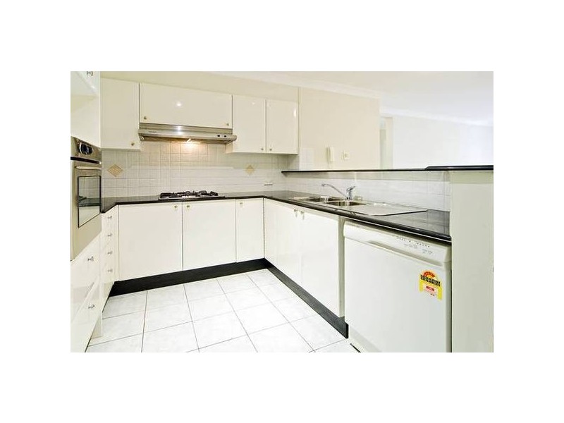 2/45 Walkers Drive, Lane Cove NSW 2066