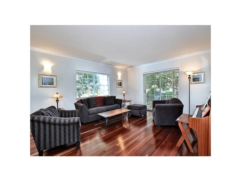 6 Lucretia Avenue, LONGUEVILLE, Lane Cove NSW 2066