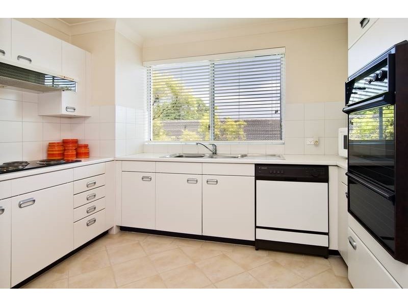 2/87 Burns Bay Road, Lane Cove NSW 2066