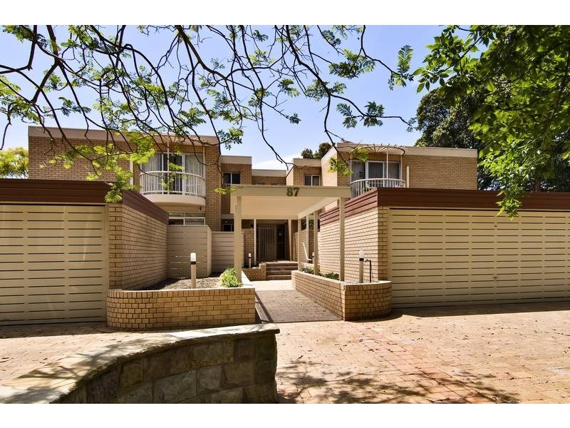 2/87 Burns Bay Road, Lane Cove NSW 2066