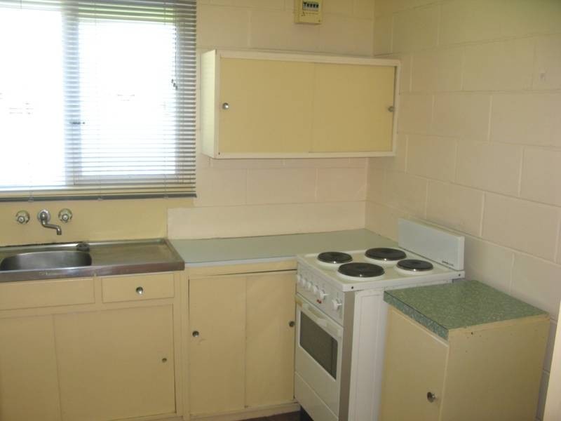 2/5 Kuranda Avenue, Armidale NSW 2350