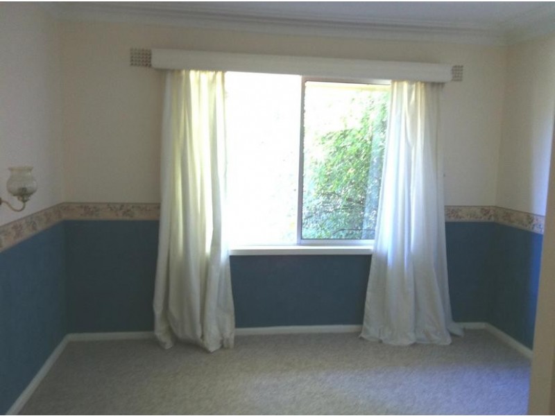 4 Laurence Avenue, Armidale NSW 2350