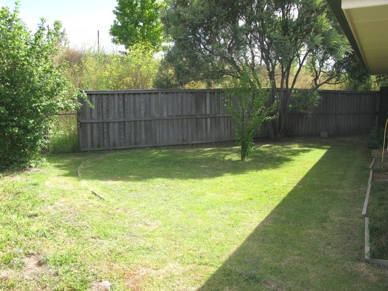 3/24 Samuelson Crescent, Armidale NSW 2350