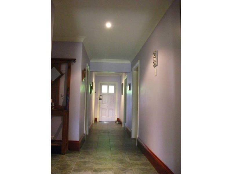 170 Allingham Street, Armidale NSW 2350