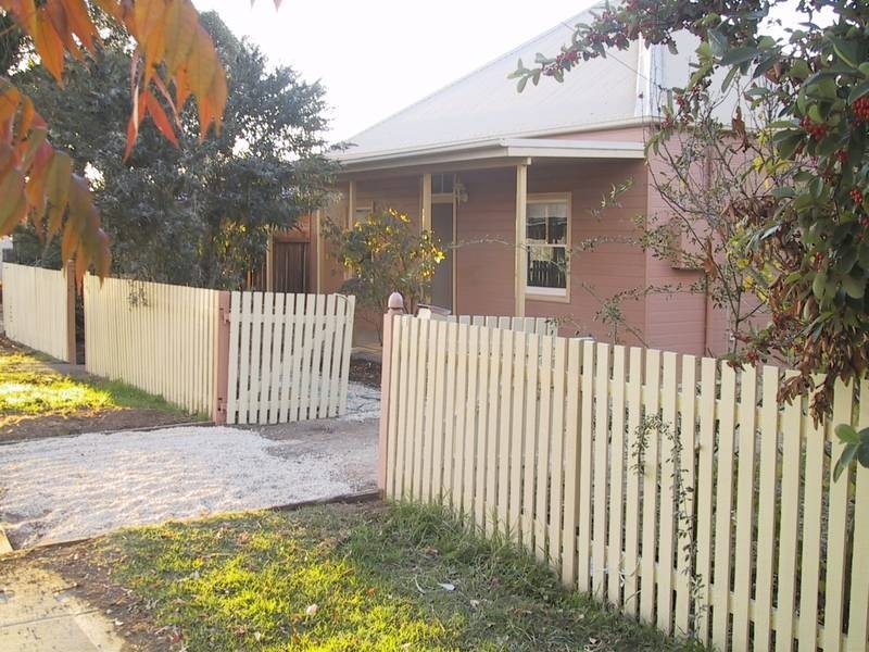 295 Rusden Street, Armidale NSW 2350