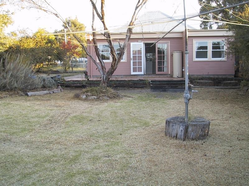 295 Rusden Street, Armidale NSW 2350