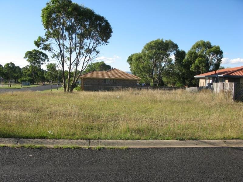 1 Heagney Close, Armidale NSW 2350
