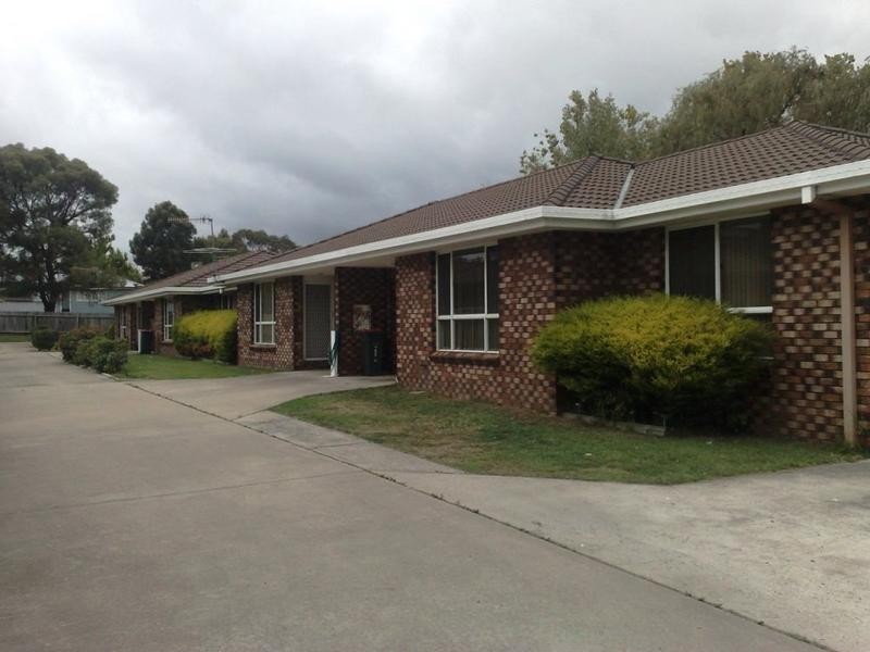 2/7 Power Place, Armidale NSW 2350