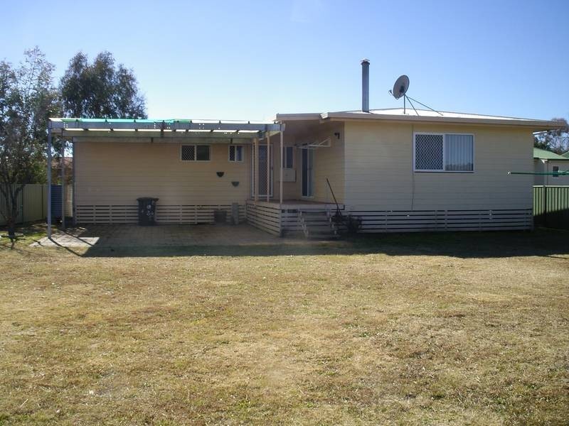 6 Samuelson Crescent, Armidale NSW 2350