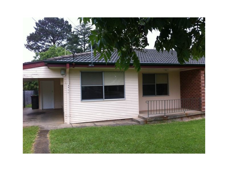 1/5 GLENELG ROAD, Armidale NSW 2350