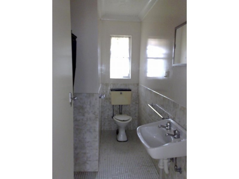 2/36 Chestnut Avenue, Armidale NSW 2350