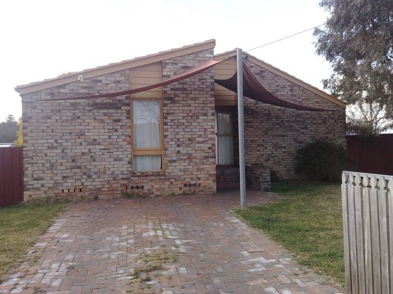 11 GOLGOTHA STREET, Armidale NSW 2350
