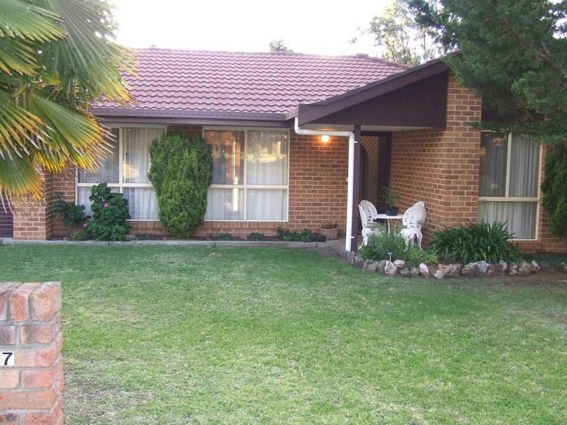 87 MacDonald Drive, Armidale NSW 2350