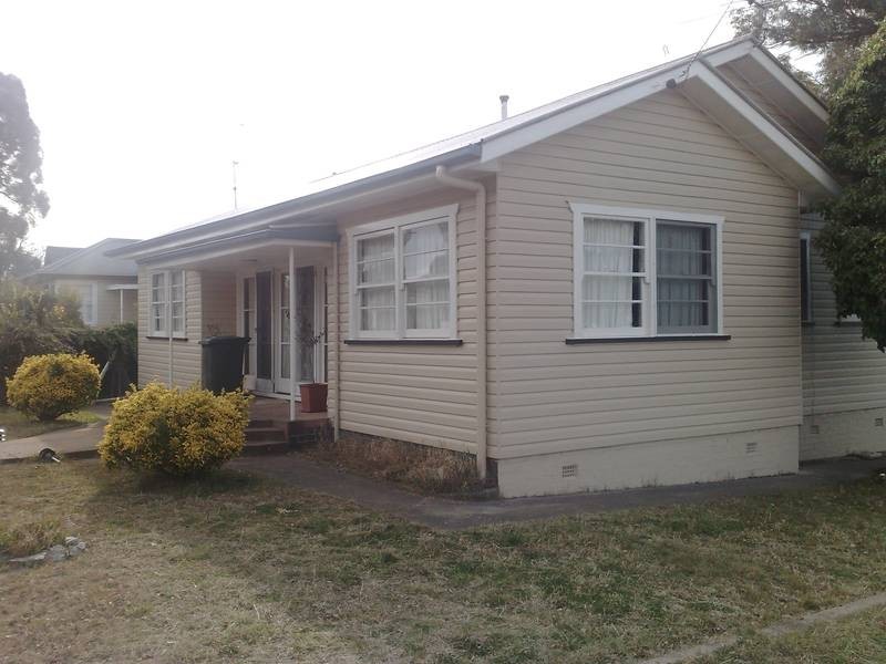 229 DUMARESQ STREET, Armidale NSW 2350