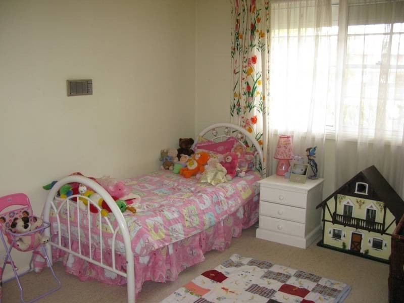 28 Campion Parade, Armidale NSW 2350