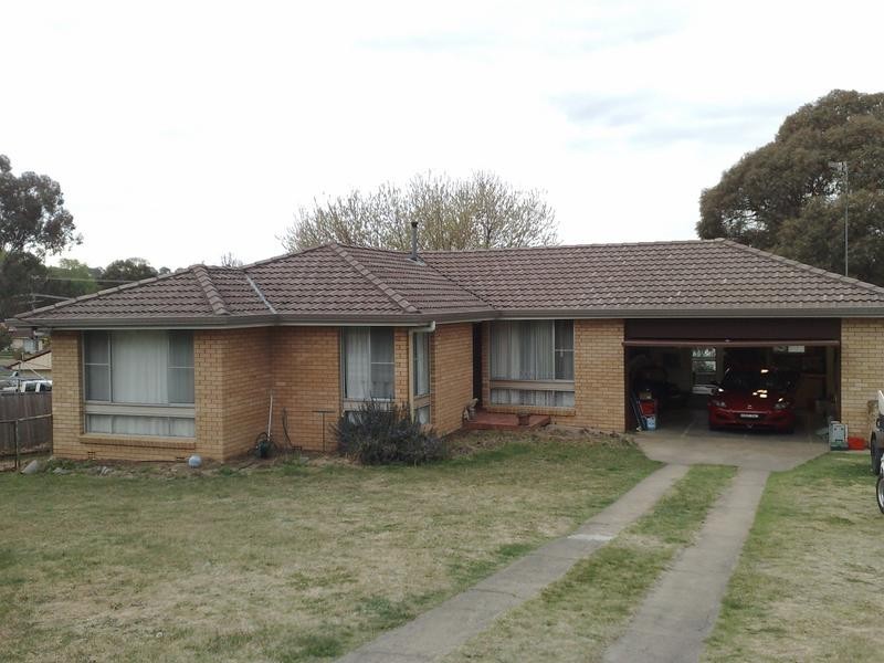 7 BONNAR STREET, Armidale NSW 2350