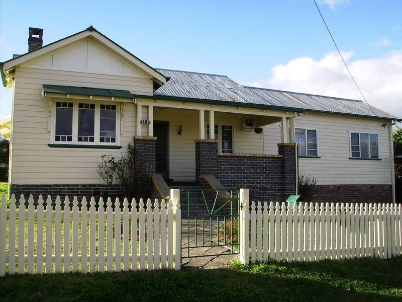 63 Newton Street, Armidale NSW 2350