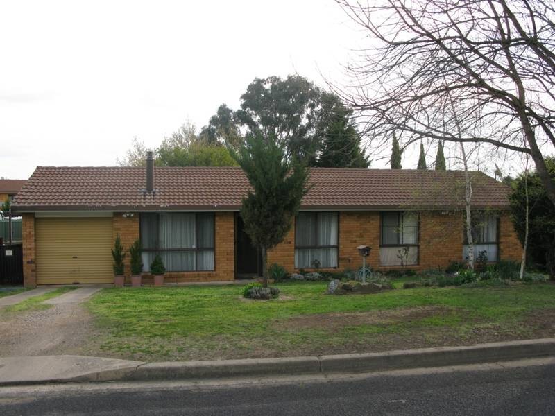 6 Glass Street, Armidale NSW 2350