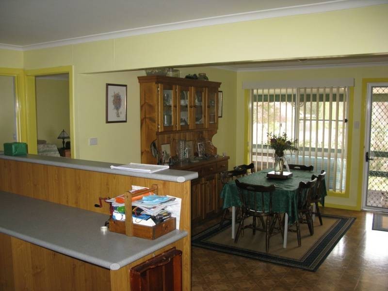 36 McCannas Road, Armidale NSW 2350