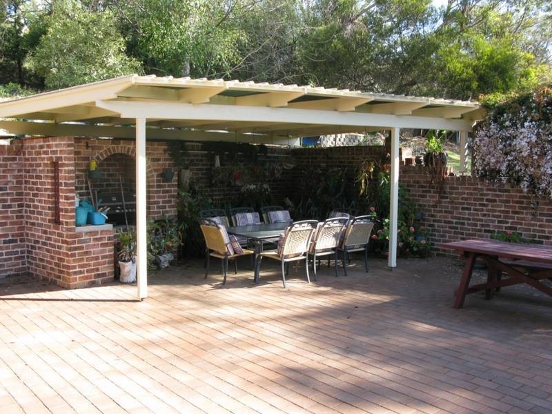 33 Bishop Crescent, Armidale NSW 2350