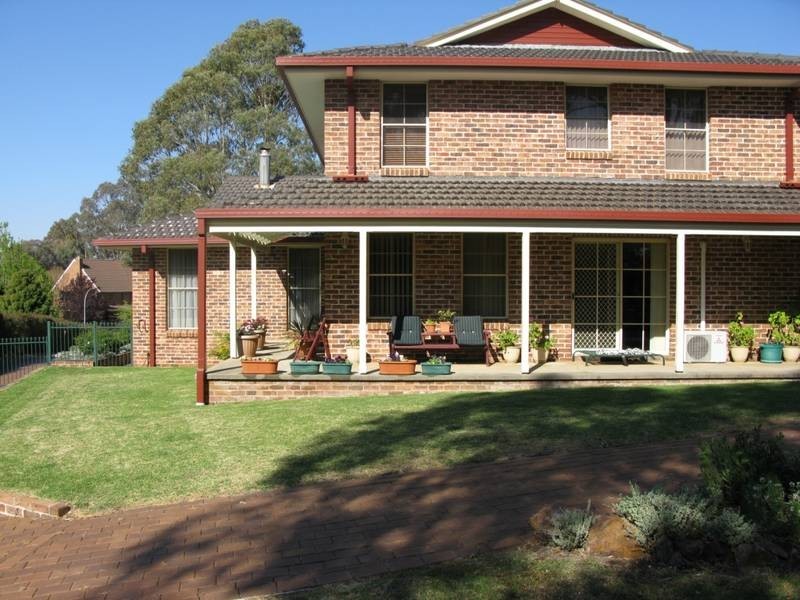 33 Bishop Crescent, Armidale NSW 2350