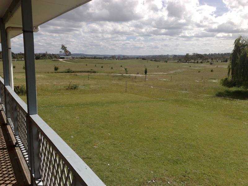 32 GENTLES ROAD, Armidale NSW 2350