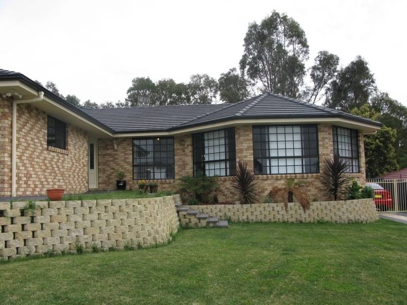 5 McCarthy Crescent, Armidale NSW 2350